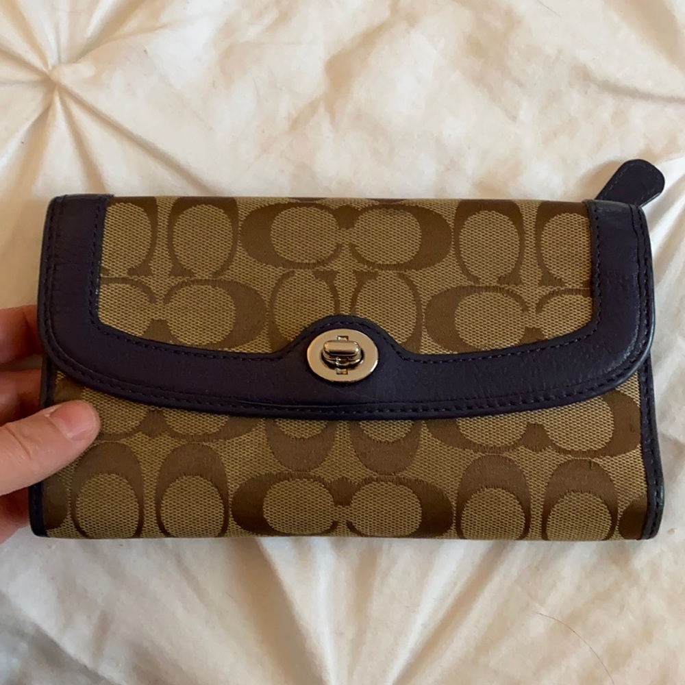 Coach wallet